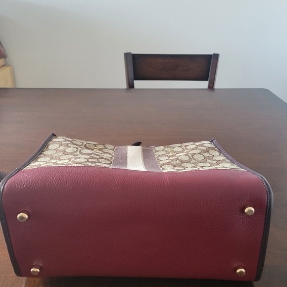 Coach Dempsey tote with wallet - Picture 6 of 16